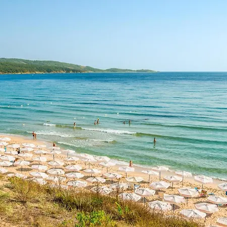 Jeravi Club 4* Πριμόρσκο