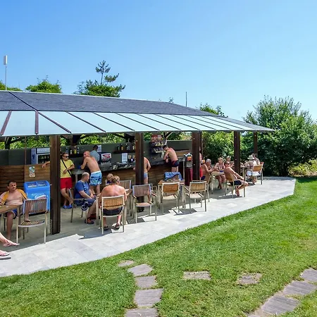 Jeravi Club Hotel 4*