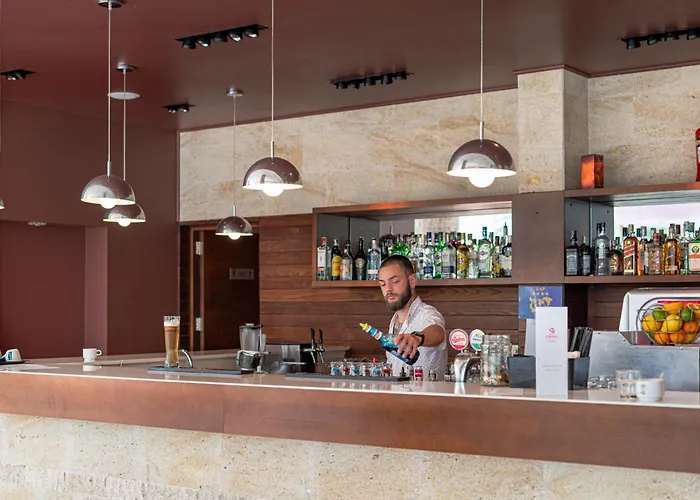 Hotel Jeravi Club 4*