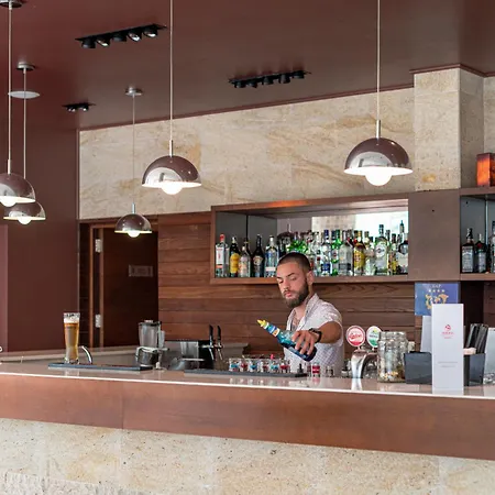 Hotell Jeravi Club 4*