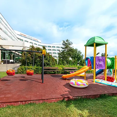 Szálloda Jeravi Club 4*